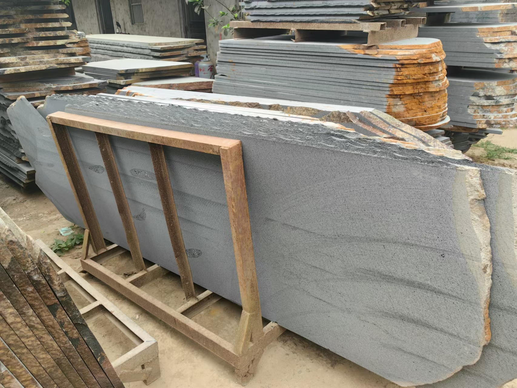 Hainan Black Basalt Rough Slabs (5)
