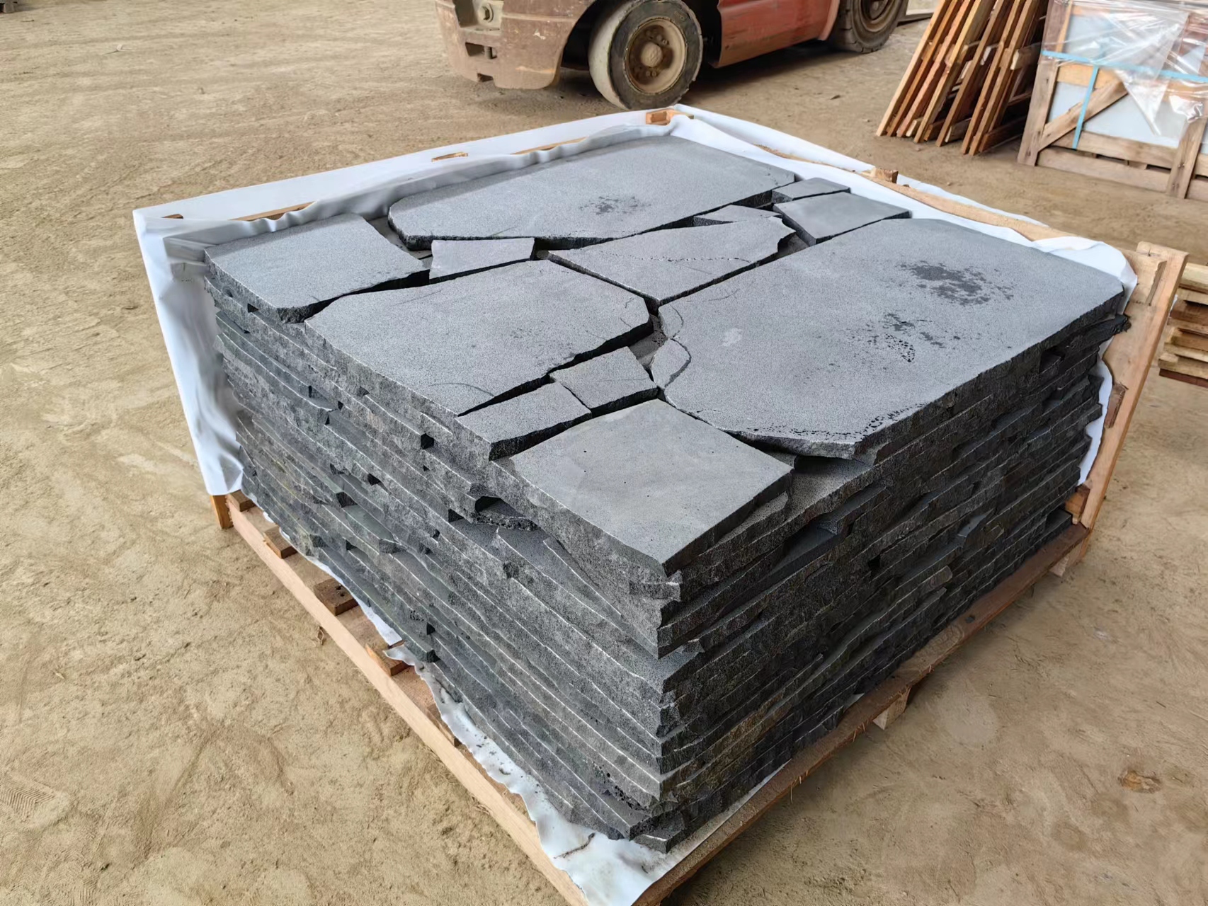 海南黑 Crazy Paving 20mm (3)