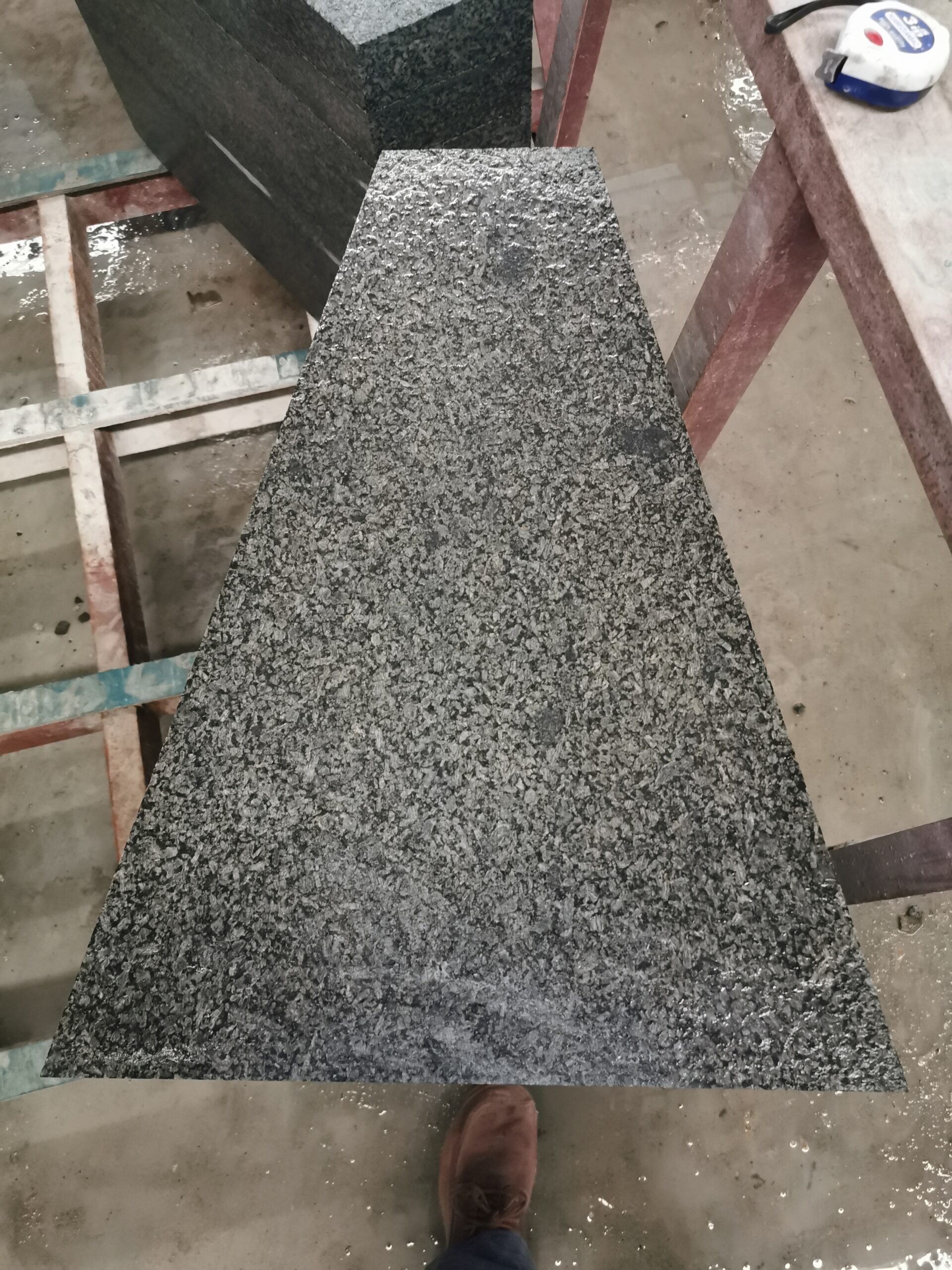 Dark Flamed Trapezoid Paving Stones