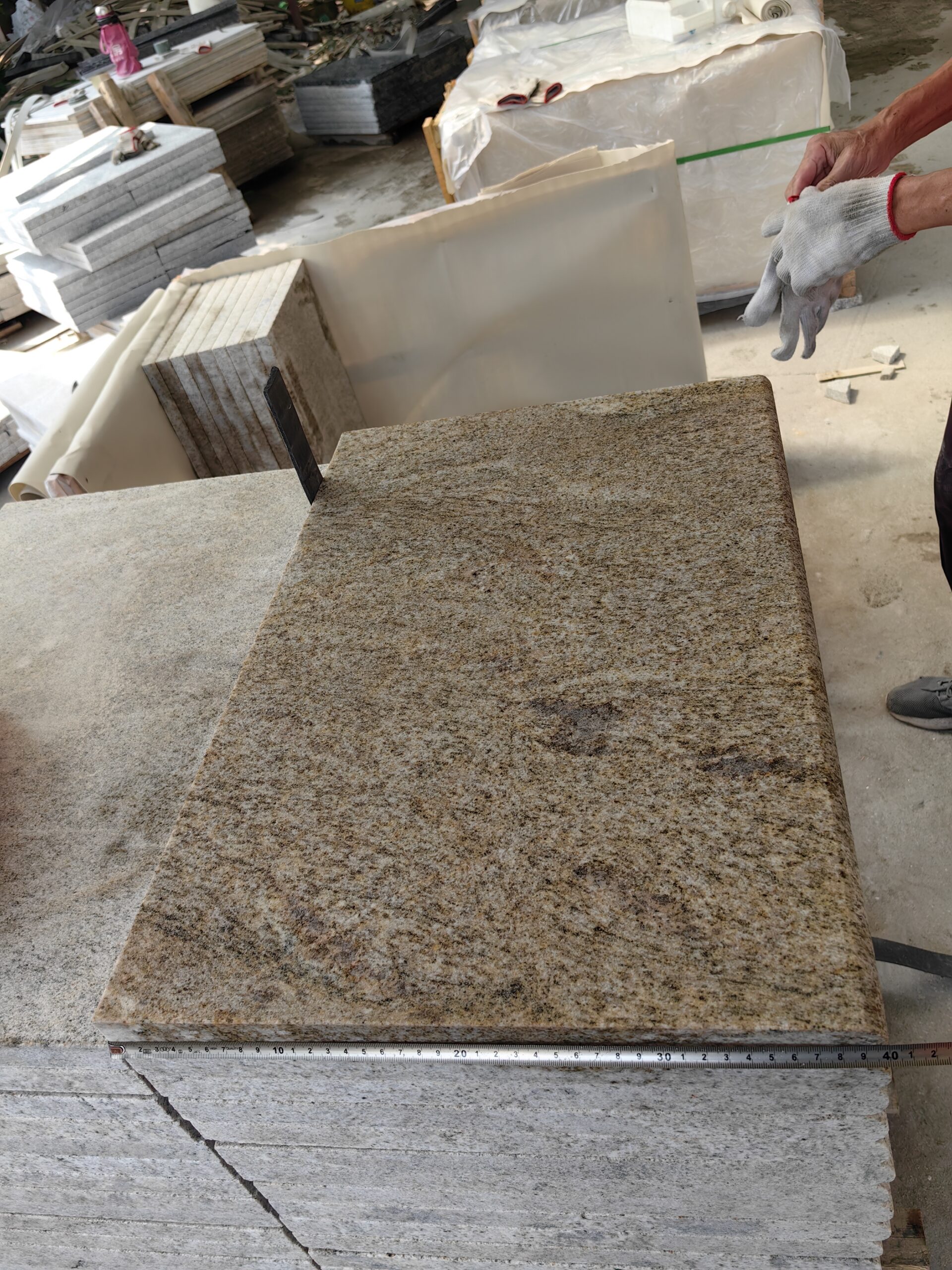 Sandblasted Beige Granite Paver for Outdoor Paving